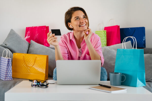Как не стать жертвой мошенников во время шоппинга в интернете